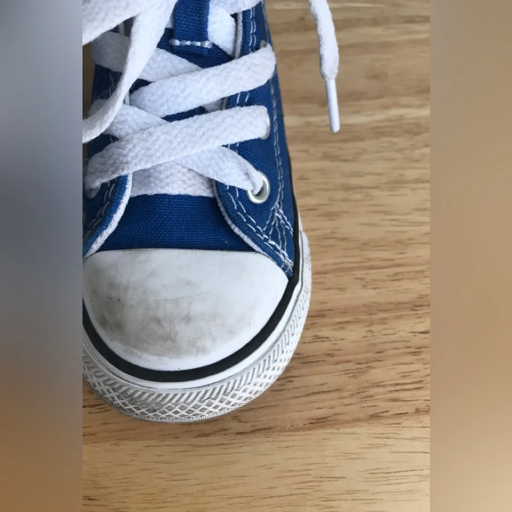 Converse All-Star Chuck Taylor High-Tops Blue Size: US Toddler 8.0 EUR 24 CM 15